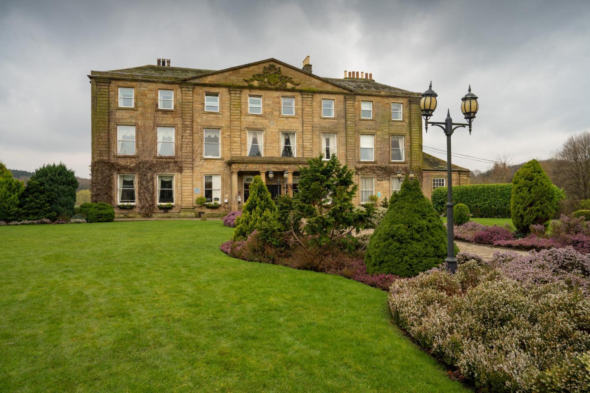 Waterton Park Hotel Wakefield Exterior foto
